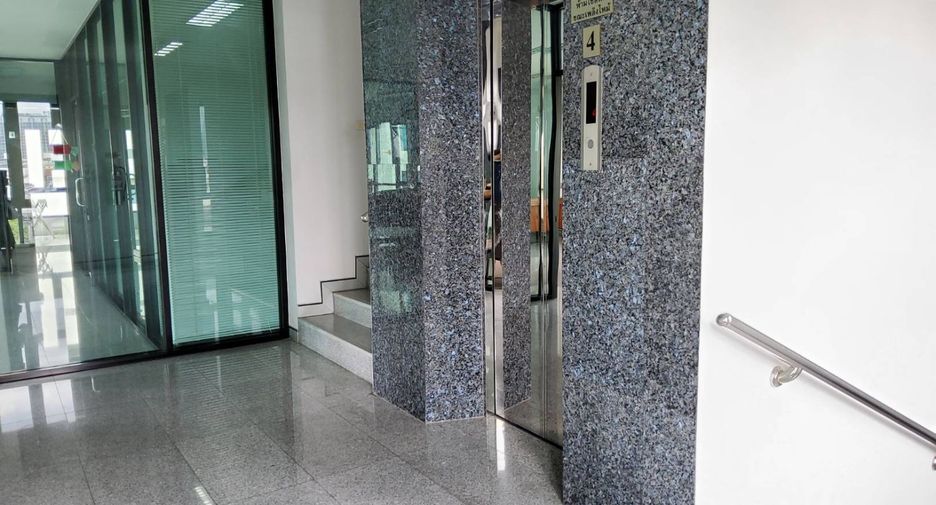 For sale office in Huai Khwang, Bangkok