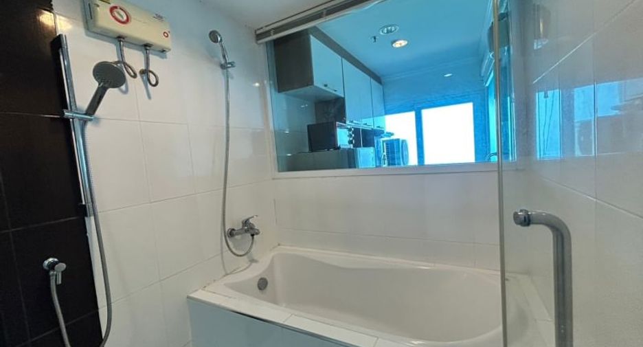 For rent 1 bed condo in Si Racha, Chonburi