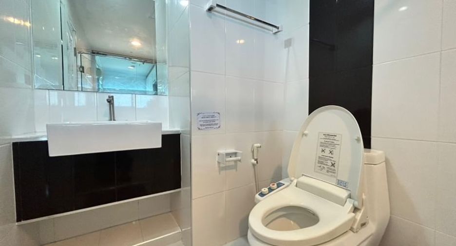 For rent 1 bed condo in Si Racha, Chonburi