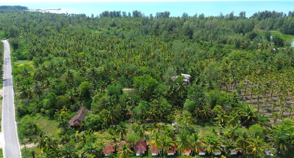 For sale 20 Beds retail Space in Takua Pa, Phang Nga