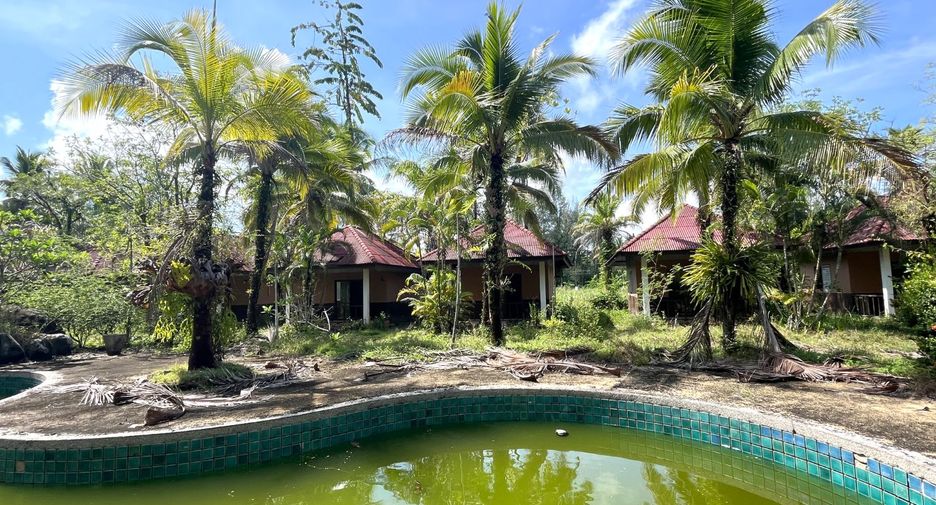 For sale 20 Beds retail Space in Takua Pa, Phang Nga