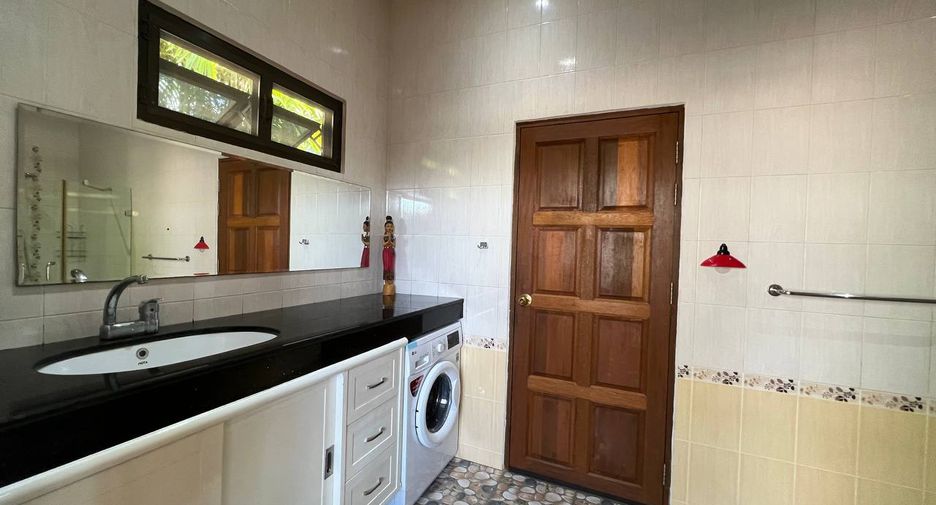 À vendre 2 chambres villa à Mueang Rayong, Rayong