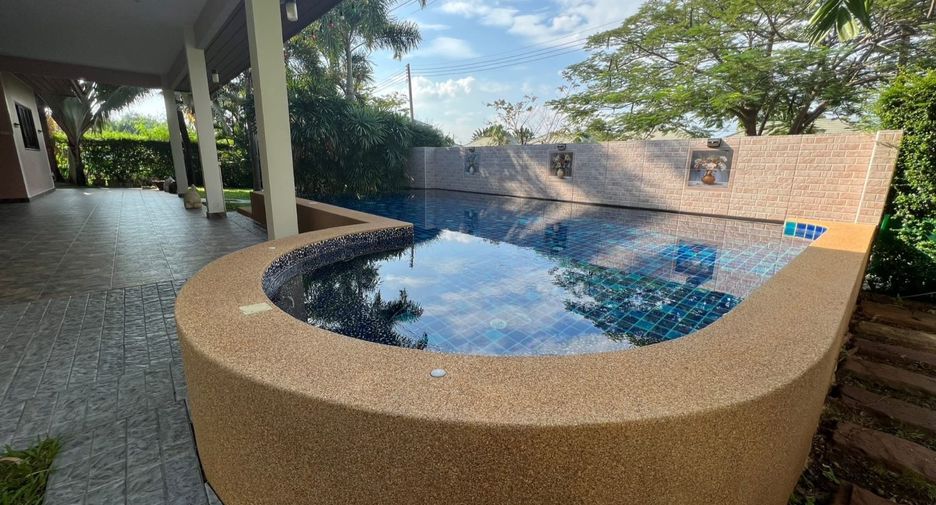 À vendre 2 chambres villa à Mueang Rayong, Rayong