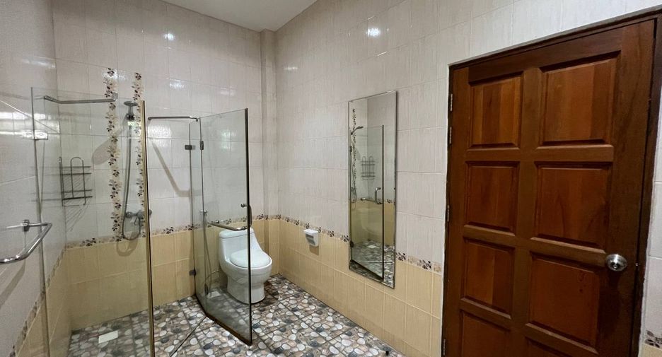 À vendre 2 chambres villa à Mueang Rayong, Rayong
