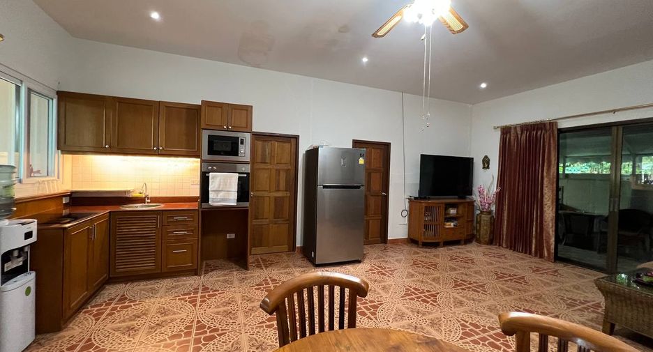 À vendre 2 chambres villa à Mueang Rayong, Rayong