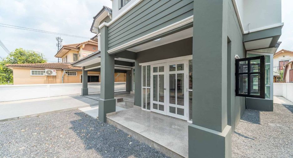 For sale 4 bedrooms house in Thanyaburi, Pathum Thani