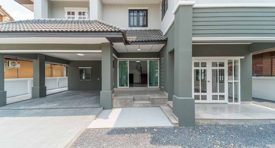 For sale 4 bedrooms house in Thanyaburi, Pathum Thani
