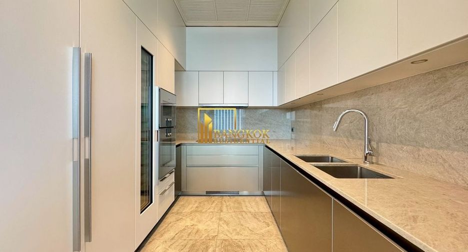 Wohnung zur Miete mit 2 Zimmer in Pathum Wan, Bangkok