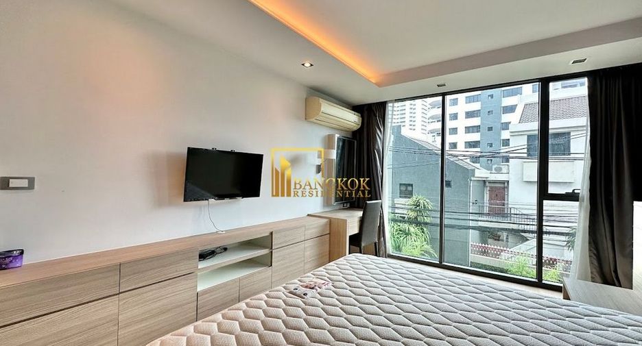 For rent 2 ベッドルーム condo in Watthana, Bangkok