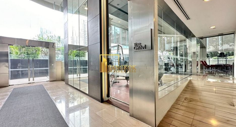 For rent 3 bedrooms condo in Sathon, Bangkok