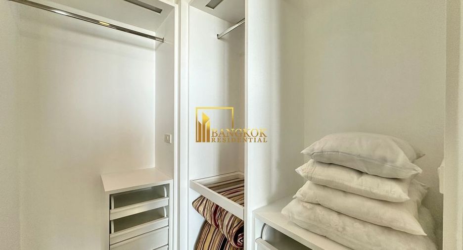 For rent 3 bedrooms condo in Sathon, Bangkok