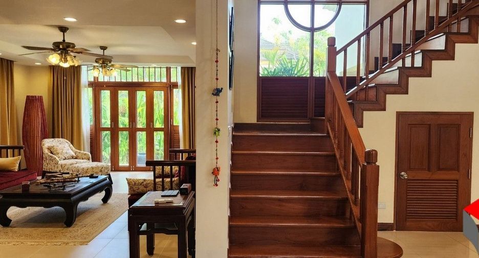 For rent 4 bedrooms villa in Mueang Phuket, Phuket