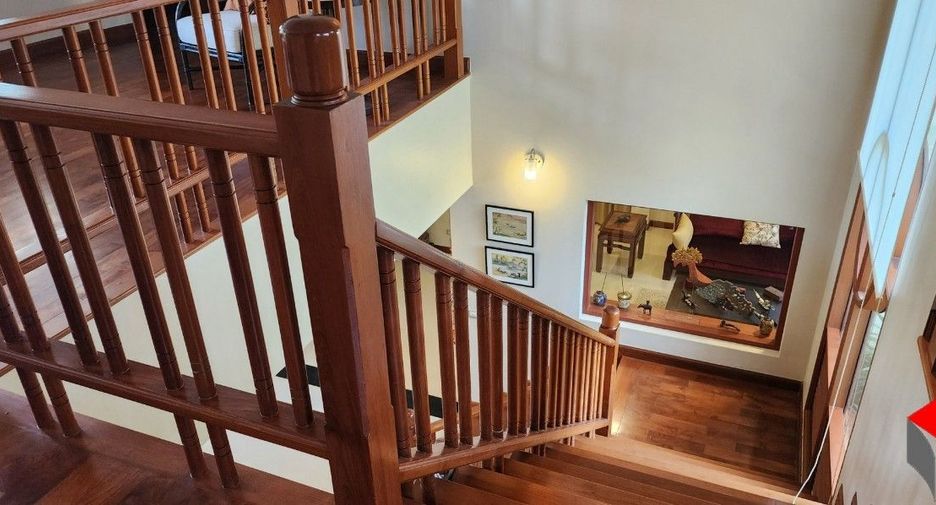 For rent 4 bedrooms villa in Mueang Phuket, Phuket