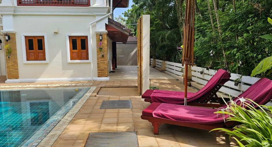 For rent 4 bedrooms villa in Mueang Phuket, Phuket