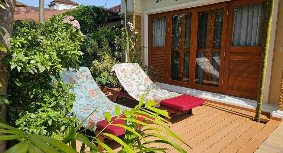 For rent 4 bedrooms villa in Mueang Phuket, Phuket