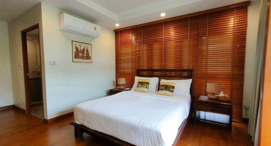 For rent 4 bedrooms villa in Mueang Phuket, Phuket