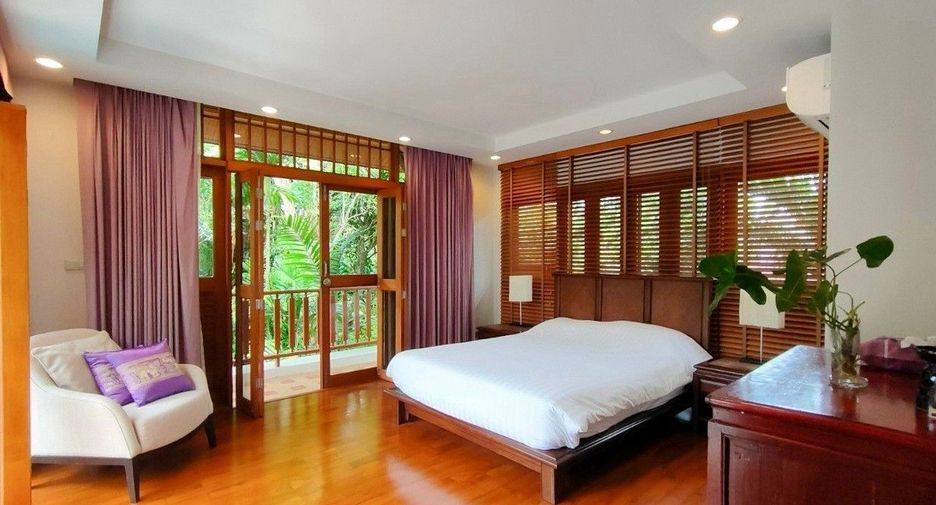 For rent 4 bedrooms villa in Mueang Phuket, Phuket