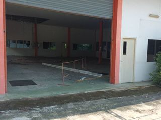 For sale 8 bed warehouse in Phan Thong, Chonburi
