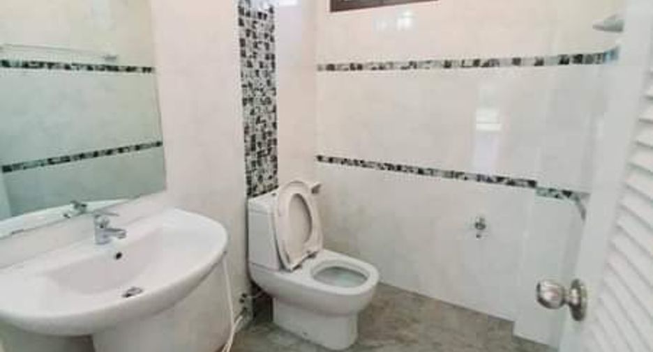 For rent 3 bedrooms house in Hang Dong, Chiang Mai
