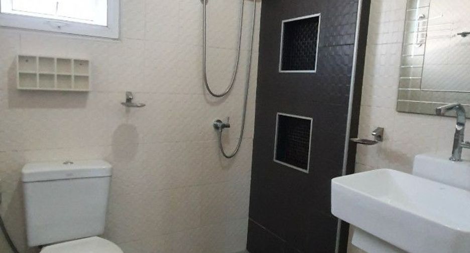 For sale 3 bedrooms house in Bang Lamung, Chonburi