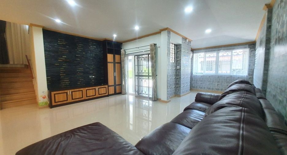 For sale 3 bedrooms house in Bang Lamung, Chonburi