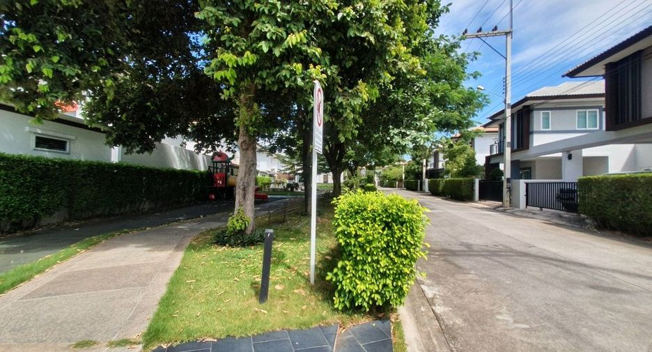 For sale 3 bedrooms house in Bang Lamung, Chonburi
