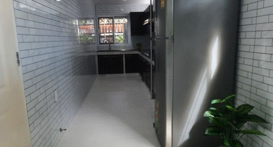 For sale 3 bedrooms house in Bang Lamung, Chonburi