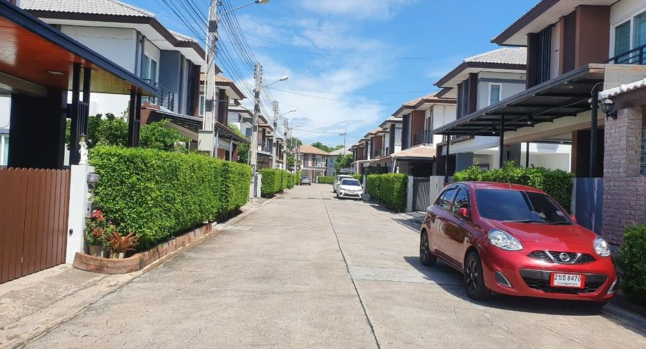 For sale 3 bedrooms house in Bang Lamung, Chonburi