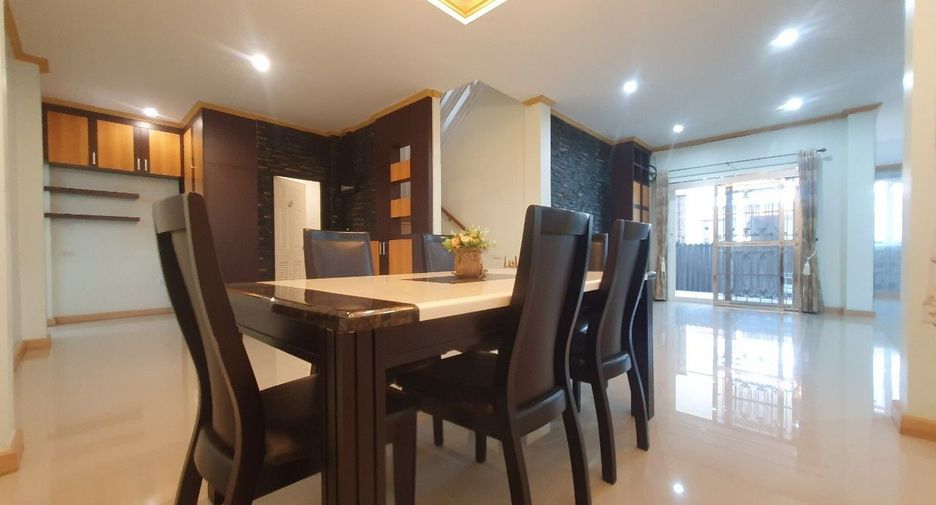 For sale 3 bedrooms house in Bang Lamung, Chonburi