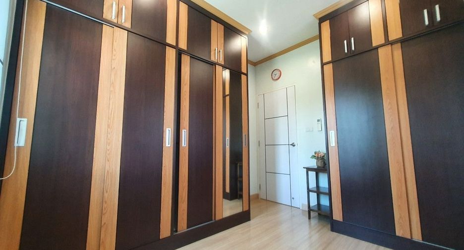 For sale 3 bedrooms house in Bang Lamung, Chonburi