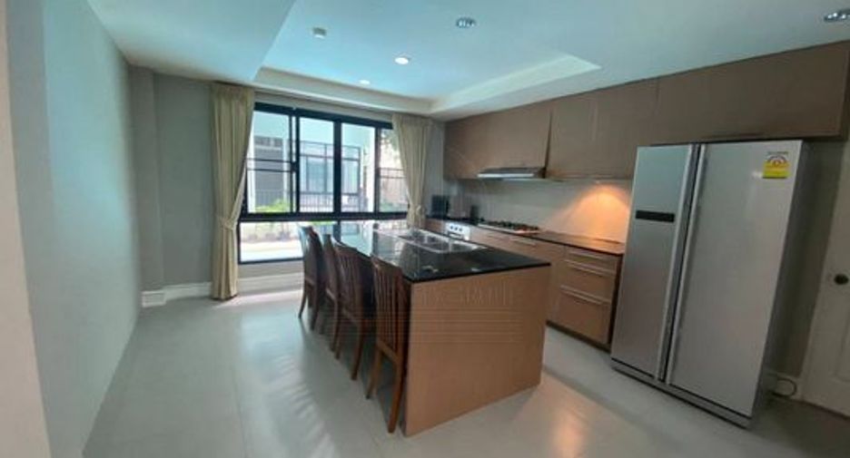 出租 4 卧室 独立屋 在 Khlong Toei, 曼谷