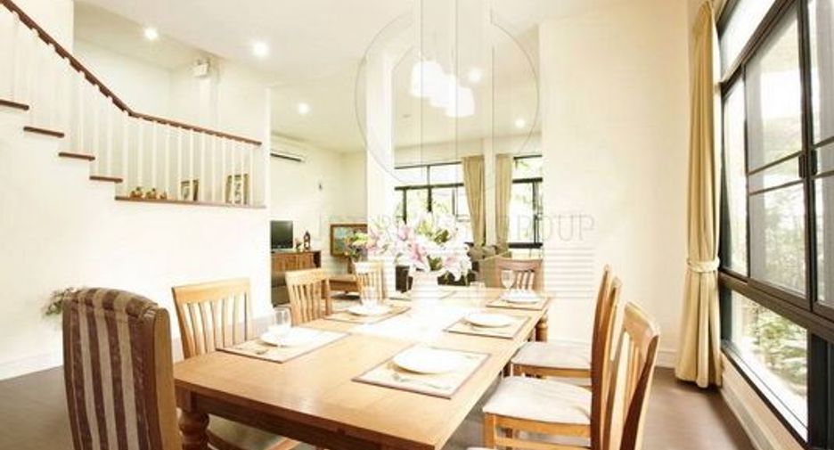 出租 4 卧室 独立屋 在 Khlong Toei, 曼谷