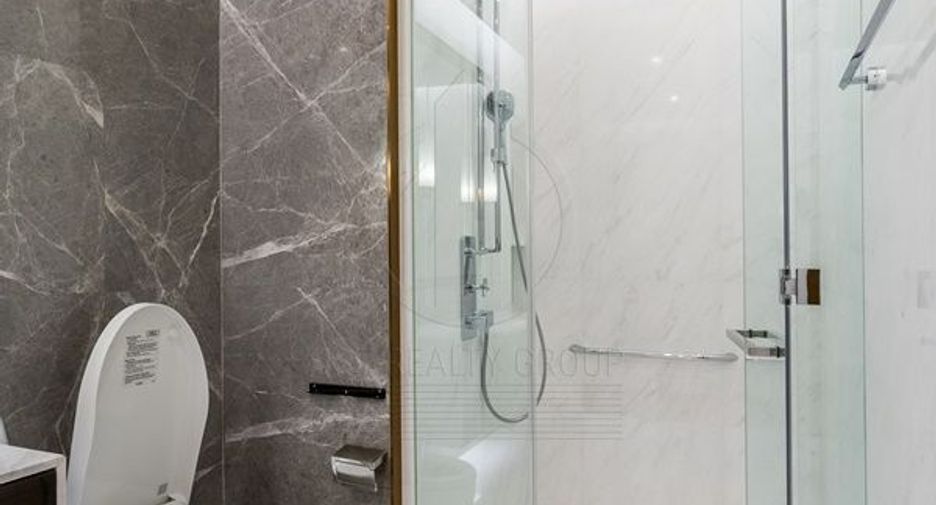 For sale 1 bed condo in Pathum Wan, Bangkok