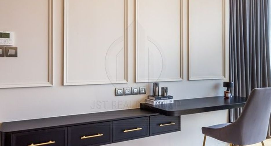 For sale 1 bed condo in Pathum Wan, Bangkok