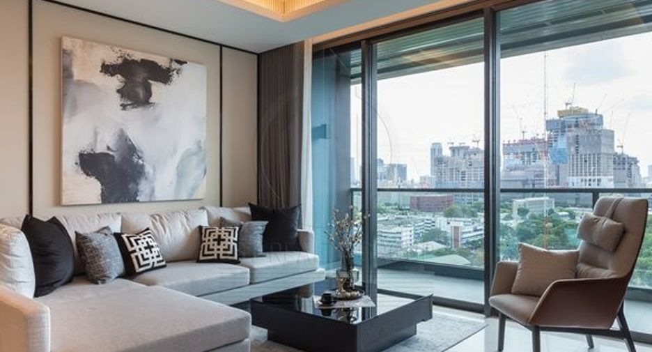 For sale 1 bed condo in Pathum Wan, Bangkok
