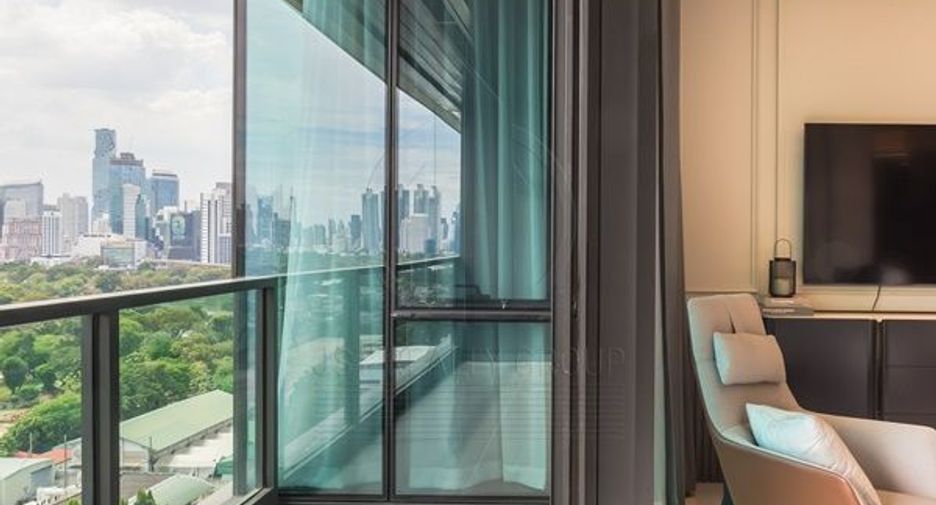 For sale 1 bed condo in Pathum Wan, Bangkok
