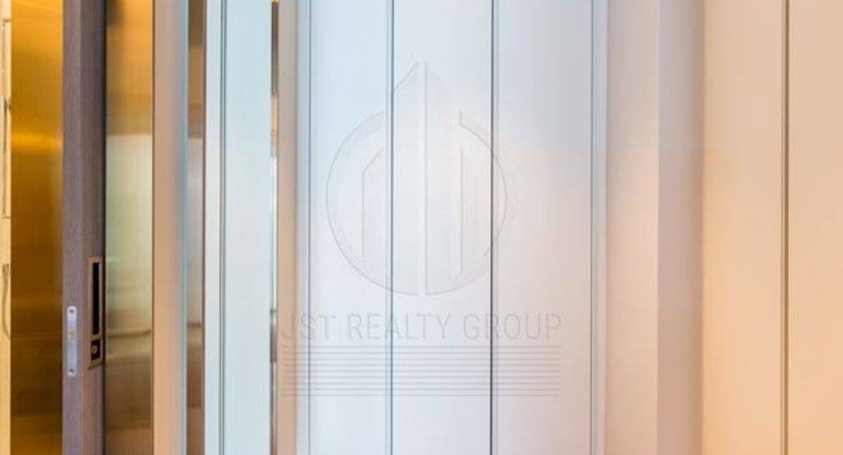 For sale 1 bed condo in Pathum Wan, Bangkok
