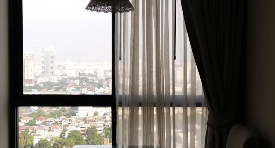 For rent 1 bed condo in Phaya Thai, Bangkok