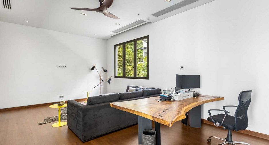 For sale 4 bedrooms condo in Thalang, Phuket