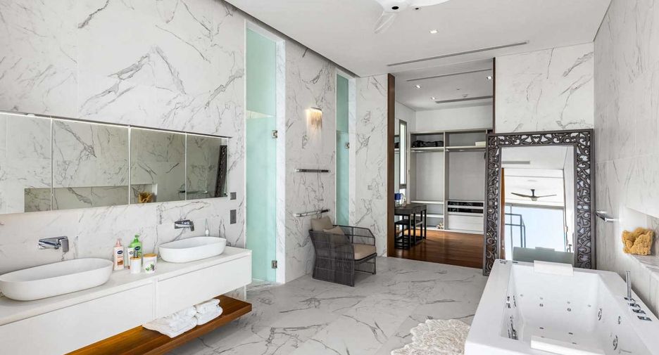 For sale 4 bedrooms condo in Thalang, Phuket