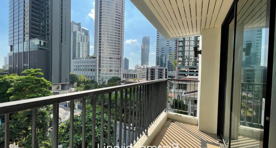 For sale 3 bedrooms condo in Watthana, Bangkok