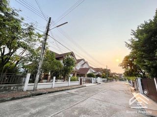 For sale 3 bed house in Si Racha, Chonburi