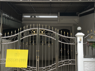 For Rent 2 Bedroom Townhouse In Wang Thonglang, Bangkok