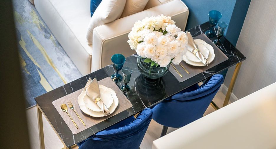 For sale 1 Beds apartment in Sathon, Bangkok