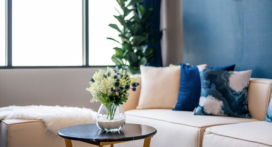 For sale 1 Beds apartment in Sathon, Bangkok