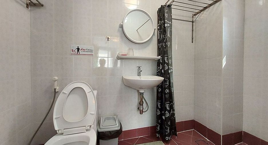 Hotel zum Kauf mit 5 Zimmer in Klaeng, Rayong