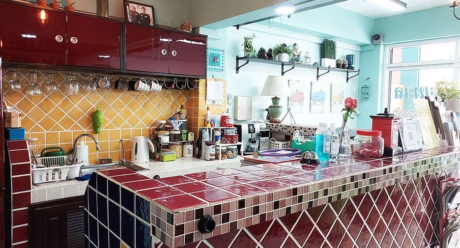 Hotel zum Kauf mit 5 Zimmer in Klaeng, Rayong