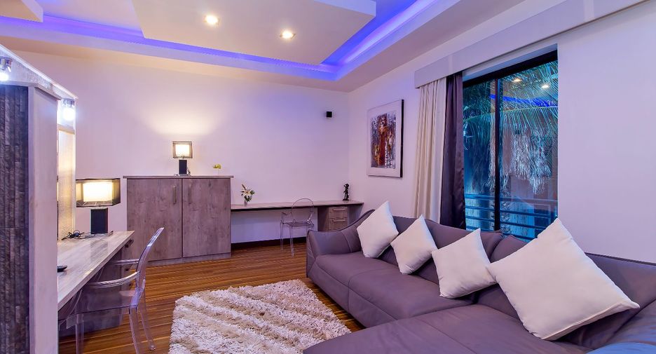 For sale 4 bed villa in Pratumnak, Pattaya