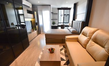 À louer studio condo à Watthana, Bangkok