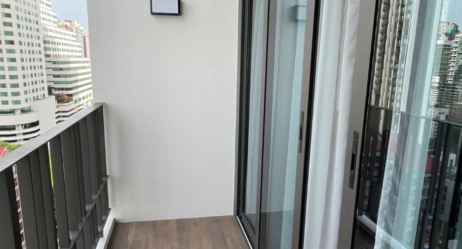 For sale 2 Beds condo in Khlong Toei, Bangkok